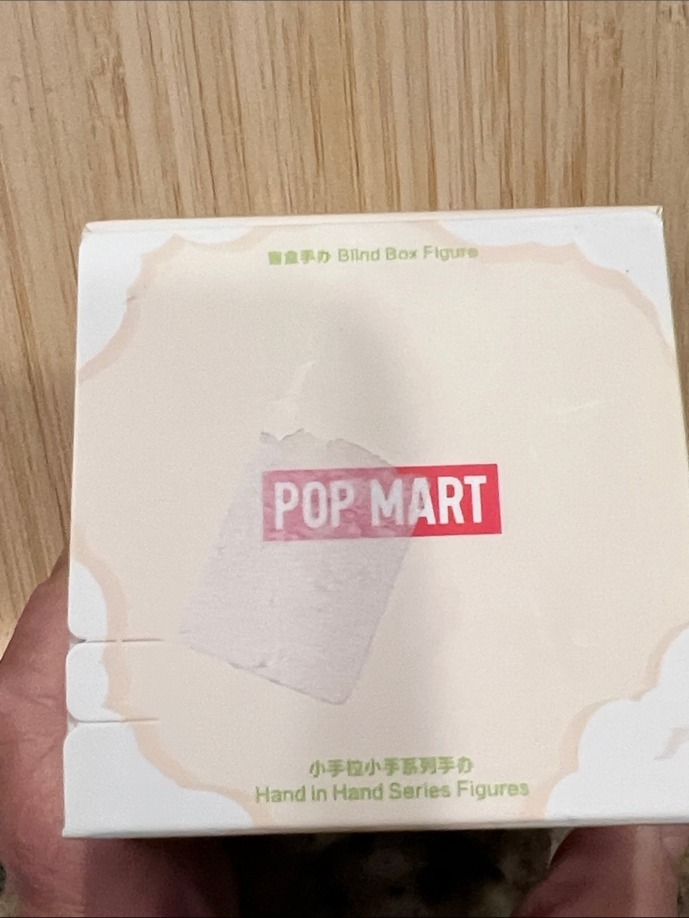 POP MART Hand in Hand confirmed with card Cry Baby Falling for the bloom NIB - Picture 4 of 5